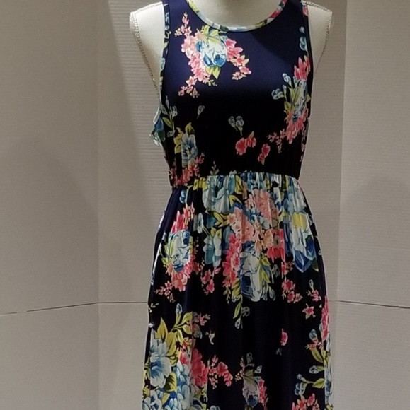 Dresses & Skirts - Navy floral maxi Dress, New